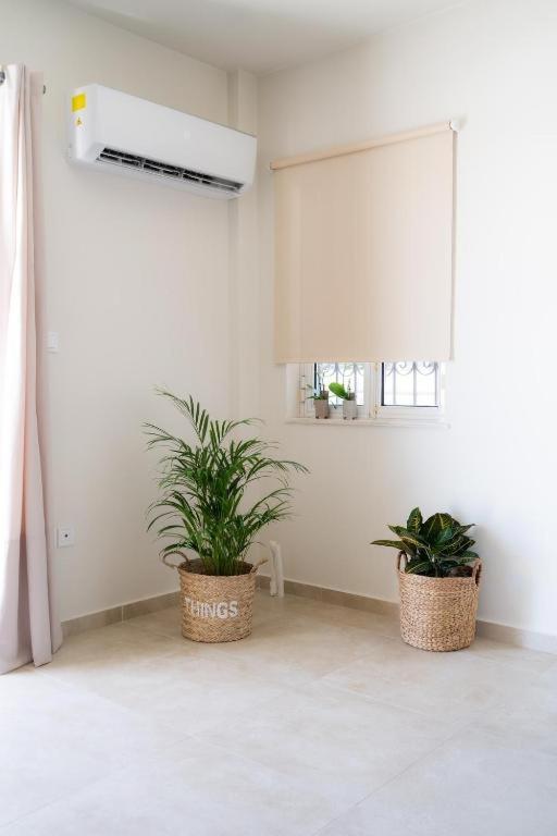 Comfortable Close To The Airport Apartment *