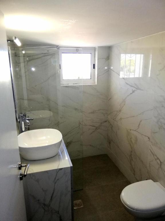 Comfortable Close To The Airport *